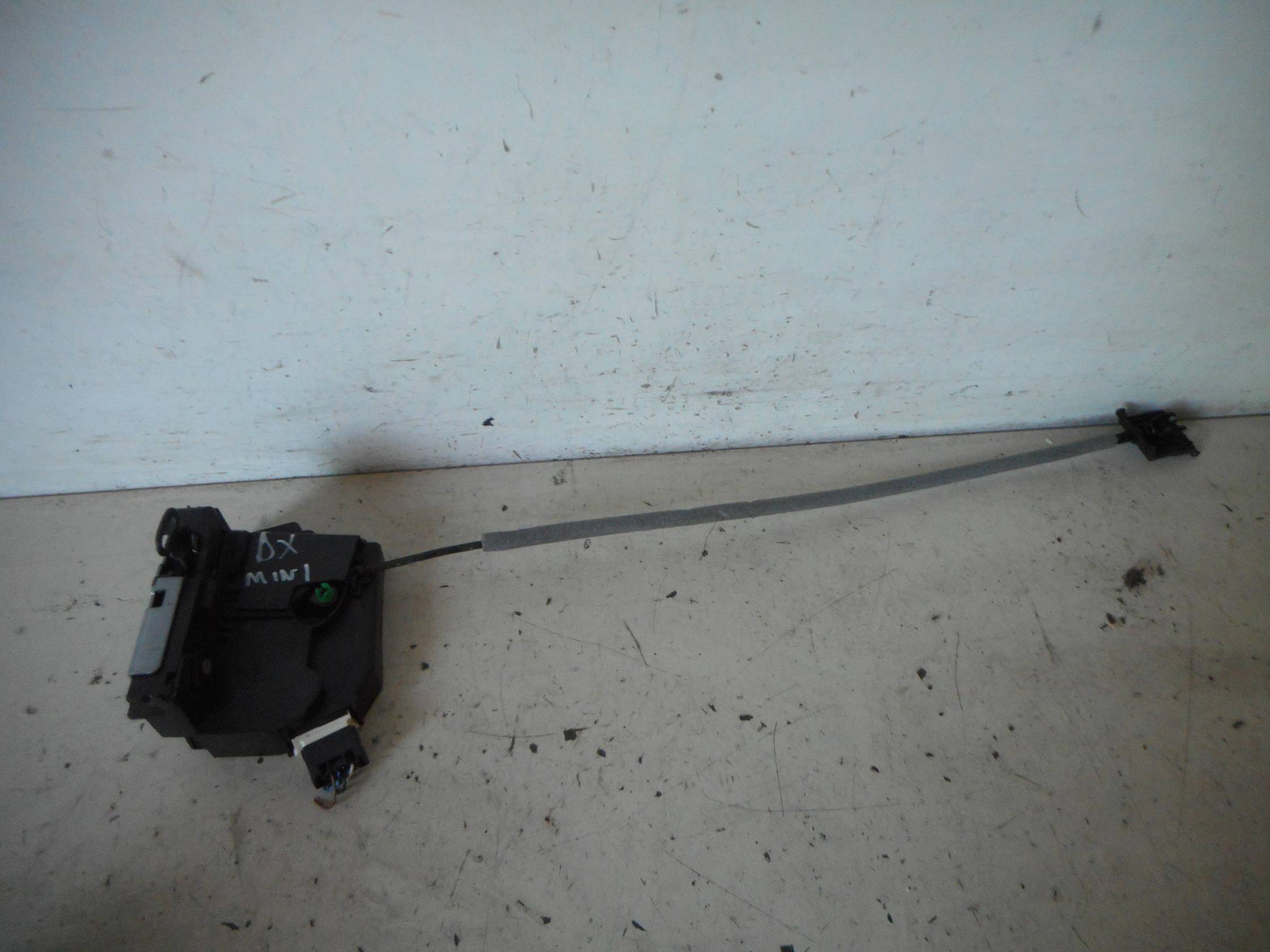 Serratura porta ant. dx.